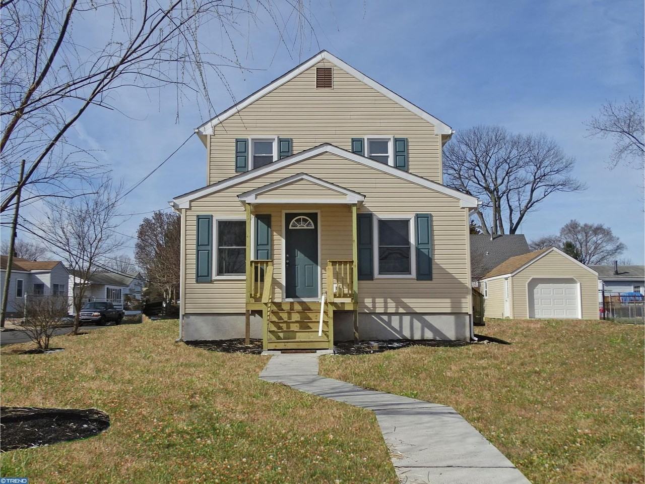 928 1st Ave - Photo 2 of 25