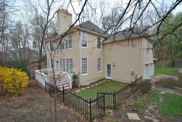 1002 Woodhall Ln - Photo 2 of 13