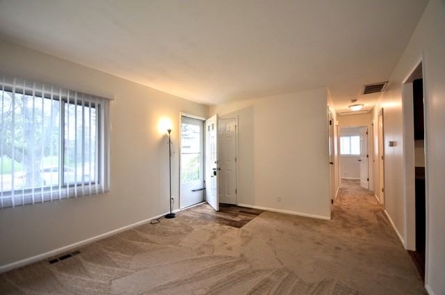 429 Ridge Cir - Photo 2 of 10