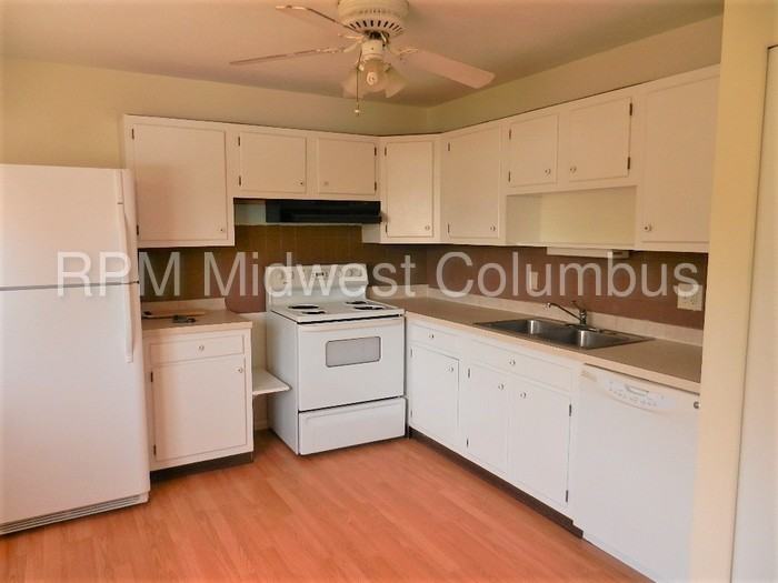 11525 Old State Hwy - Photo 3 of 10