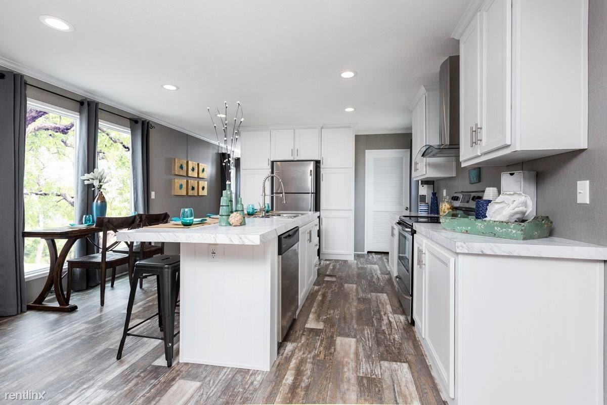 Tiger Lilly & Old Hwy M - Photo 2 of 12