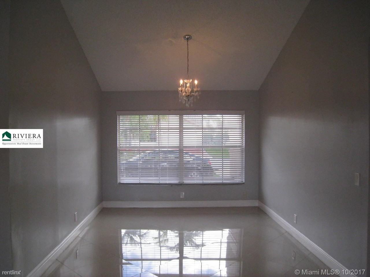 16410 NW 14th St - Photo 3 of 26