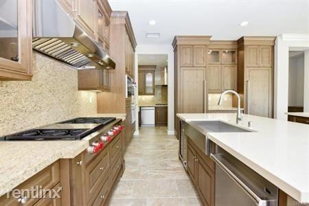 100 Panorama - Photo 3 of 19