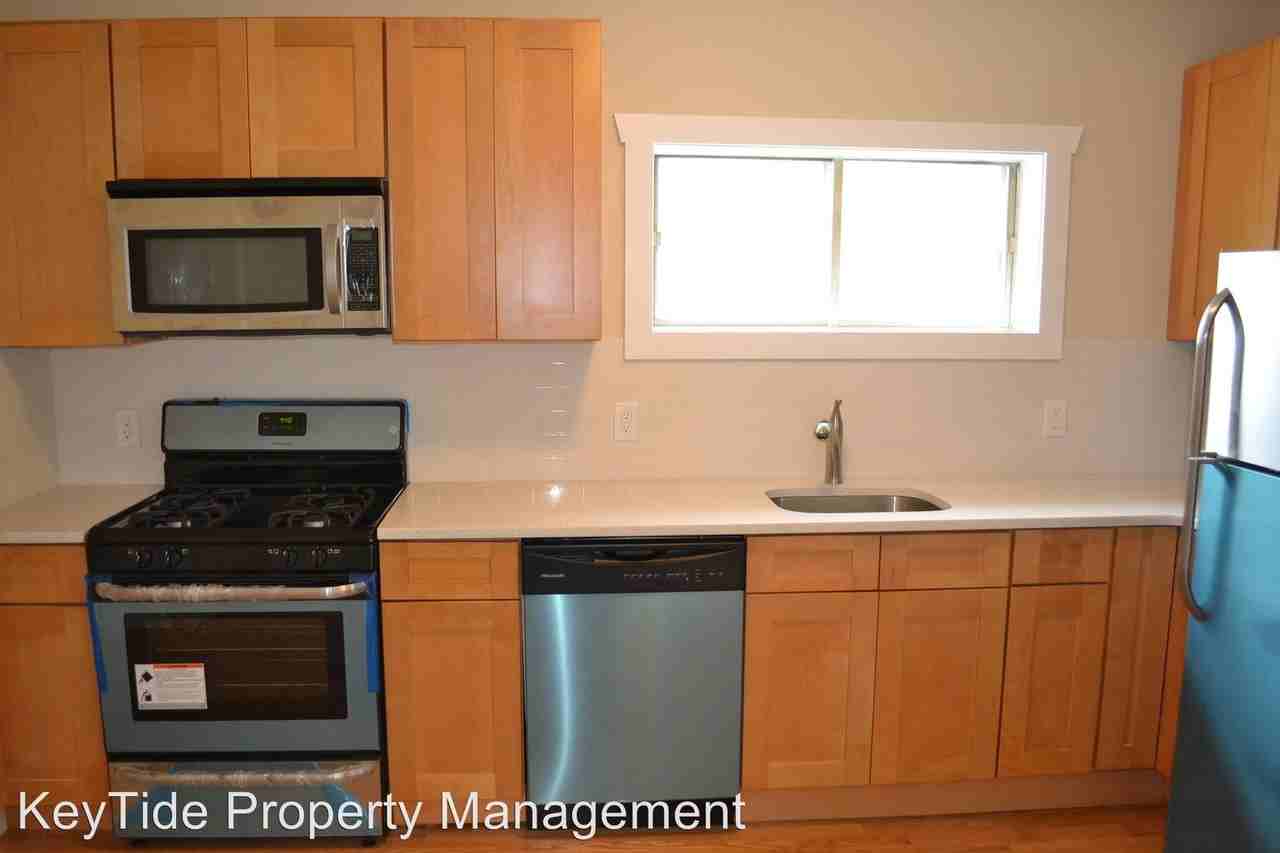 30 Lincoln Ave - Photo 2 of 10