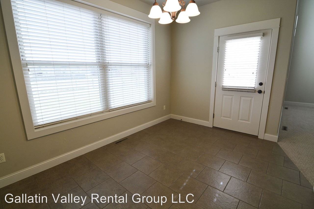 798, 816, 820 Sanders Ave - Photo 3 of 21