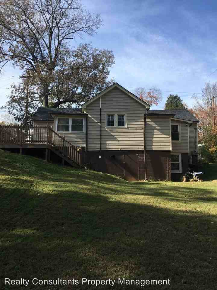 1022 West Ave - Photo 2 of 14
