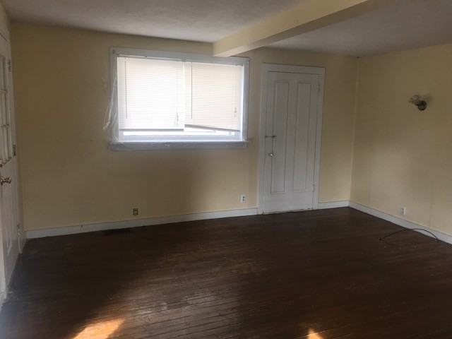 71 Jefferson Ave - Photo 2 of 4