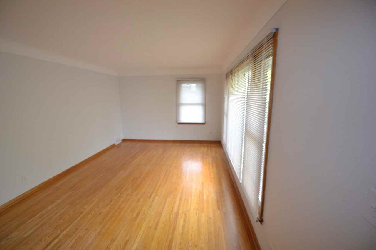 478 Arlington Ave W - Photo 3 of 17