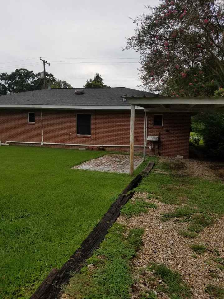 413 Martin St - Photo 2 of 16