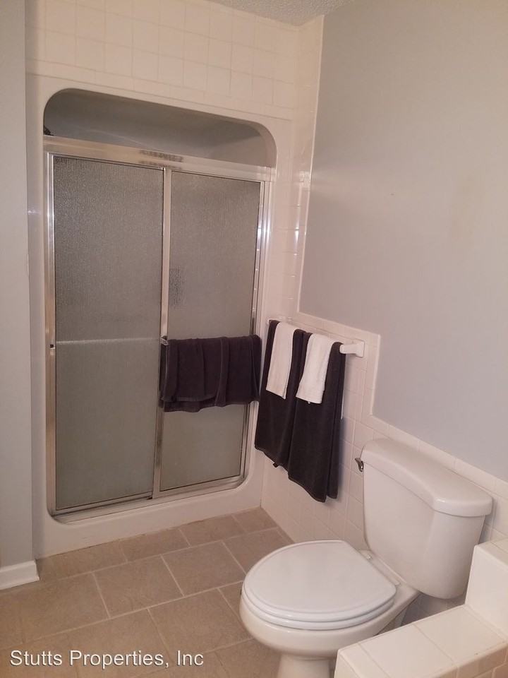 280 Oakdale Dr - Photo 2 of 21