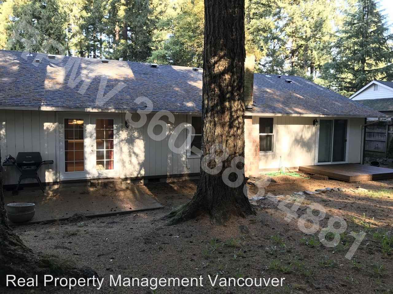 9411 NE Pinecreek St - Photo 2 of 15