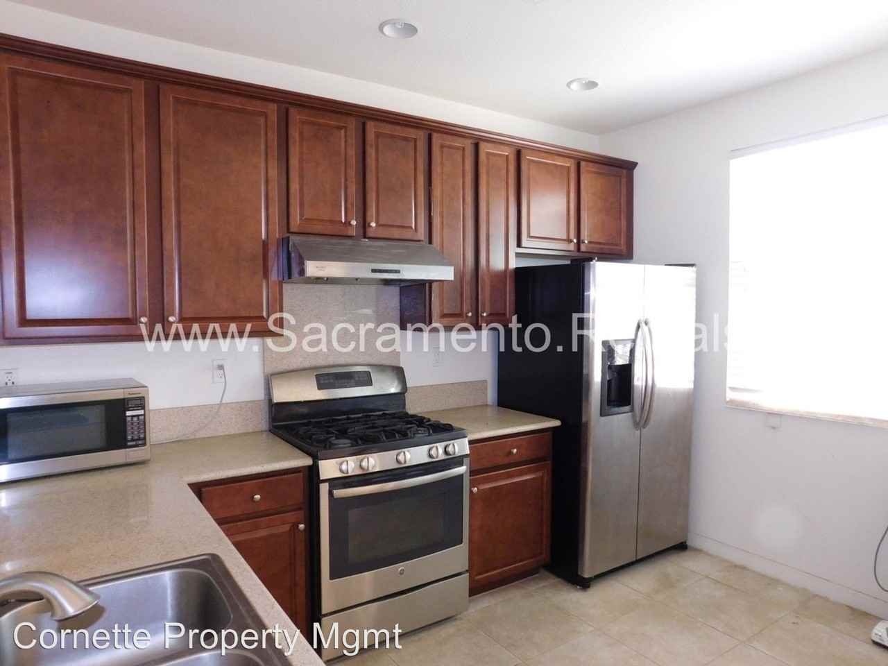 7421 Fruitdale Way - Photo 3 of 14