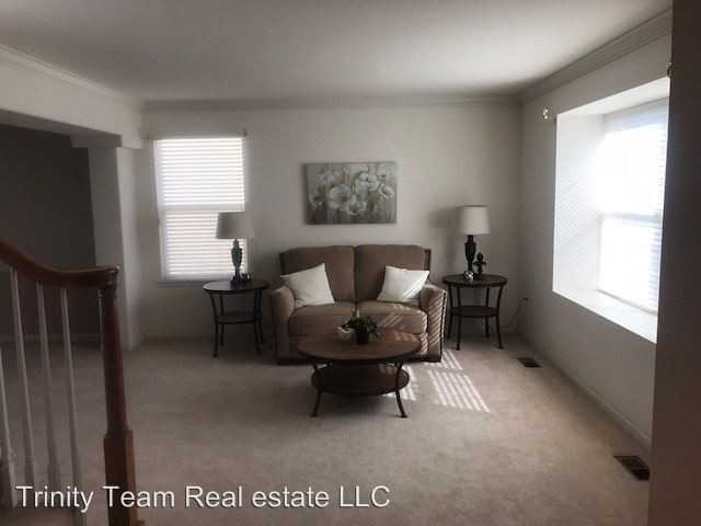 16943 W 66th Ln - Photo 3 of 8