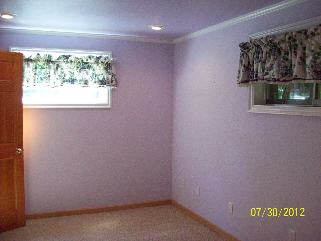 13644 Sunburst Dr - Photo 3 of 11