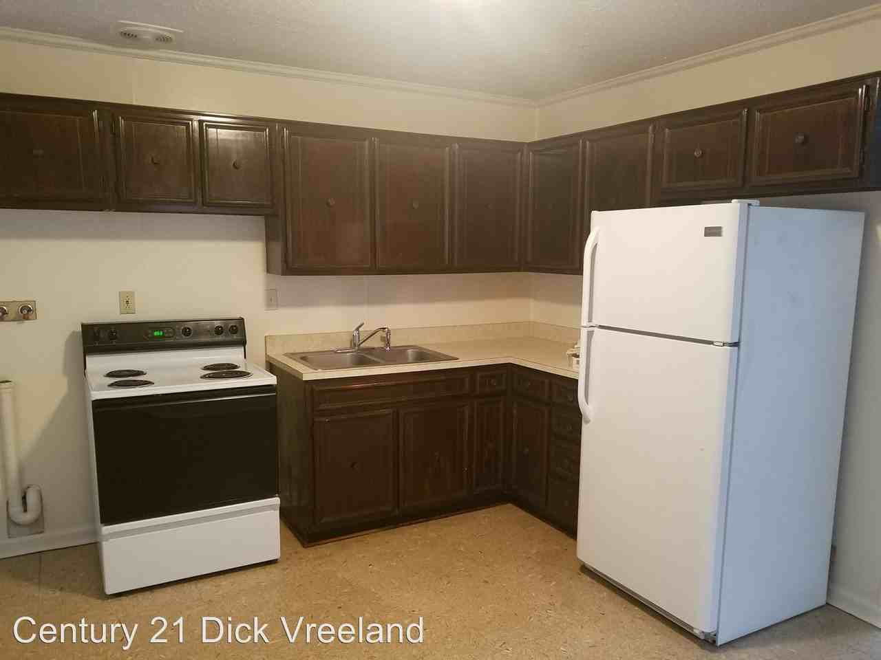 2819 Park Brook Ln - Photo 2 of 11