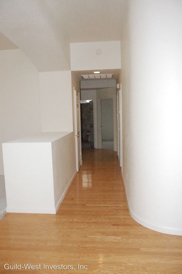 7800 Rosestone Ln - Photo 3 of 13