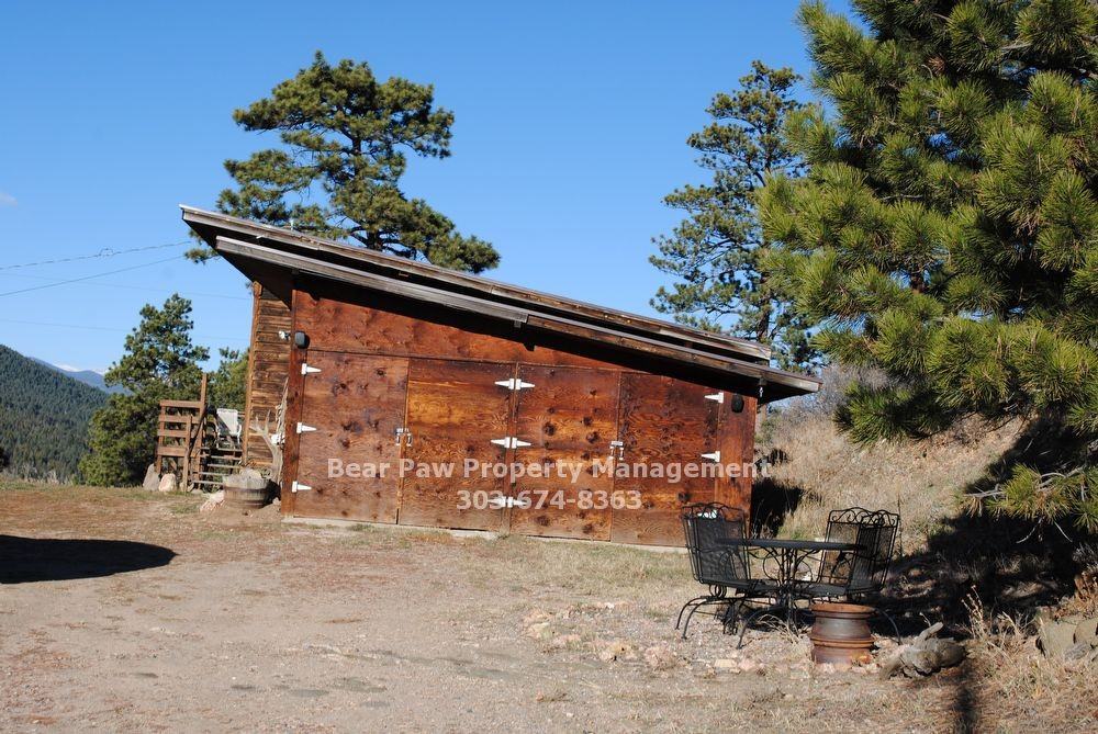 9776 S Hilldale Dr - Photo 3 of 20