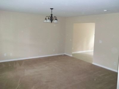 7512 Hollywood St - Photo 3 of 4