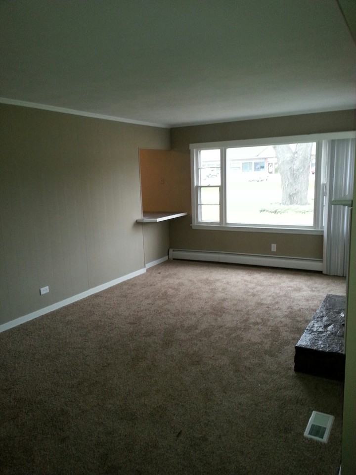 37048 IL-83 - Photo 3 of 15