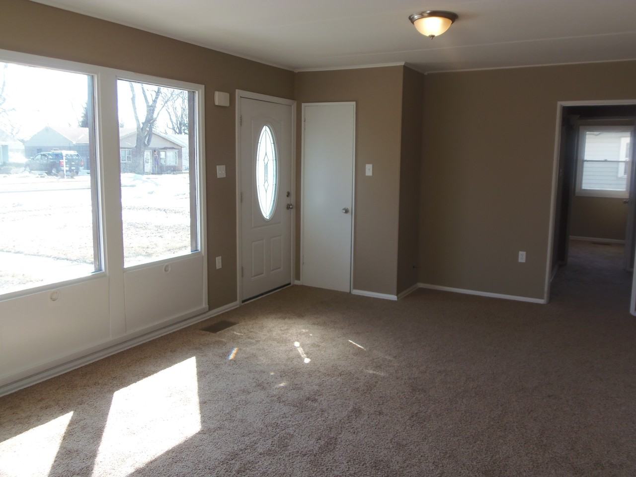 3212 Fairview Ave - Photo 2 of 7