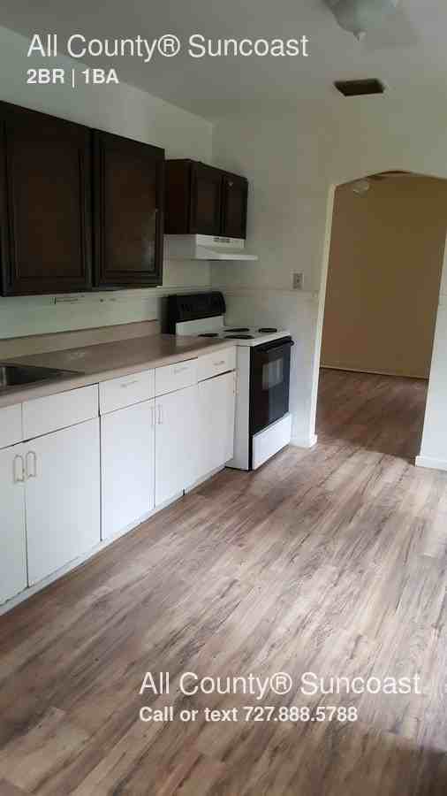 3200 6th Ave S - Photo 2 of 14