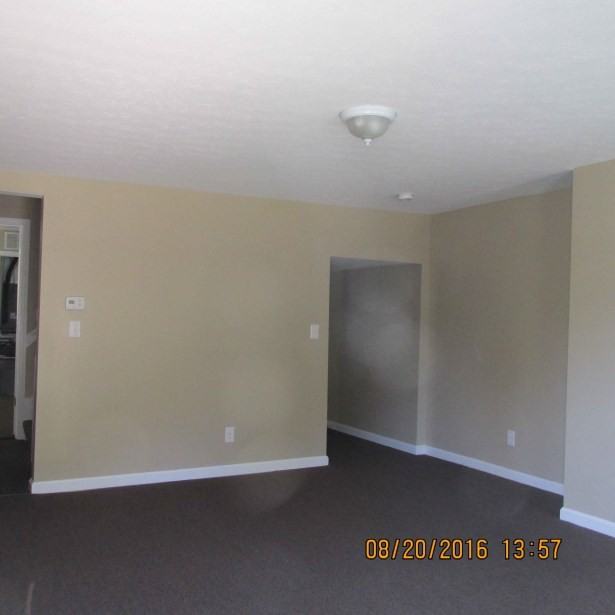 1314 S Preston St - Photo 3 of 5