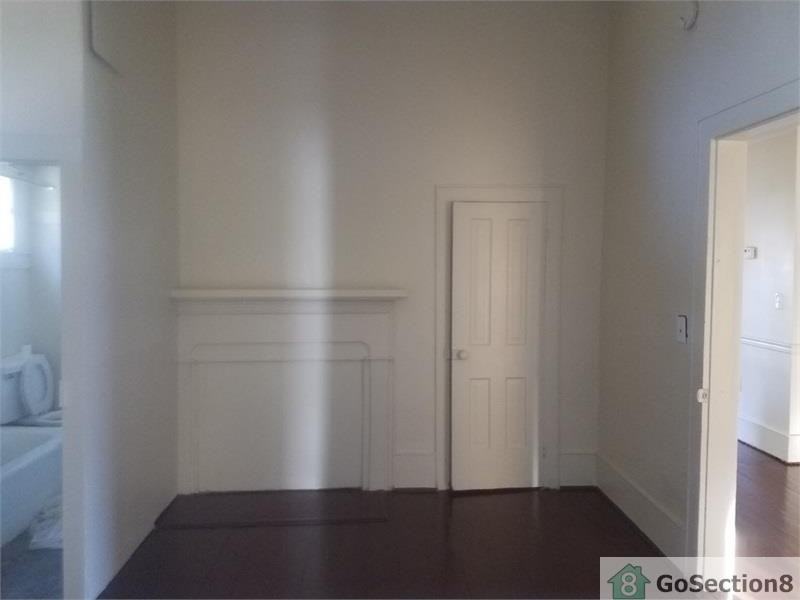 205 S Main St - Photo 3 of 4