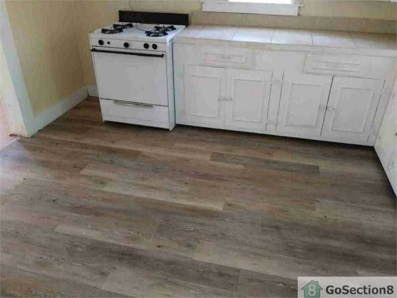 941 Walker Loop - Photo 2 of 7