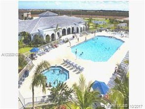 11327 NW 79th Ln - Photo 2 of 8