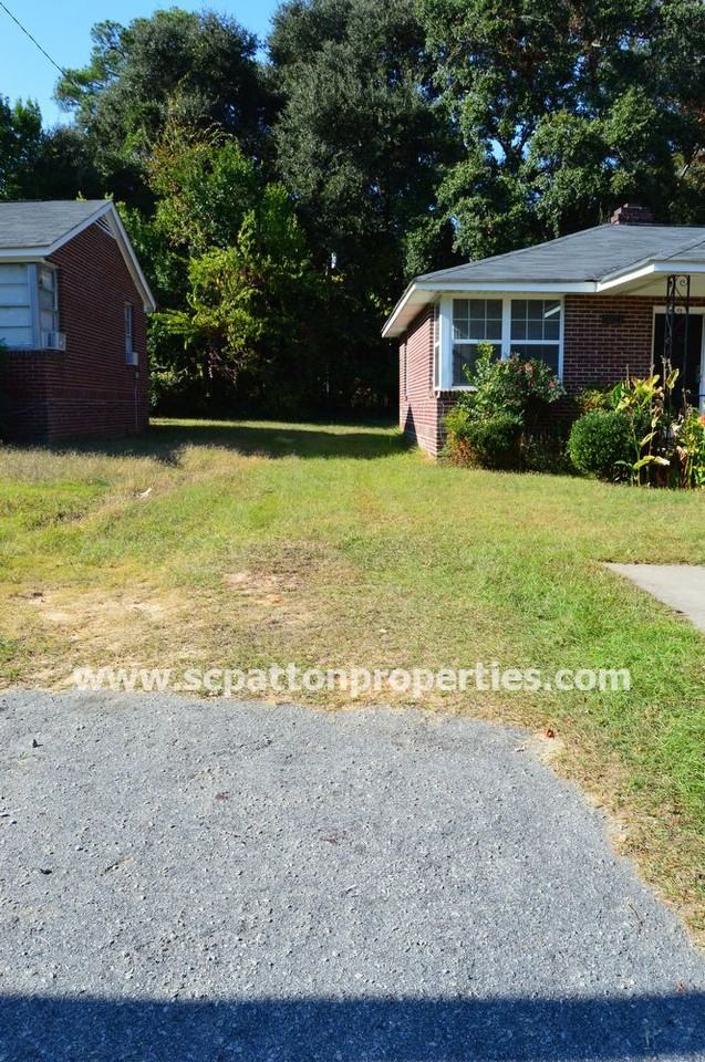 1021 Munsen Spring Dr - Photo 2 of 15