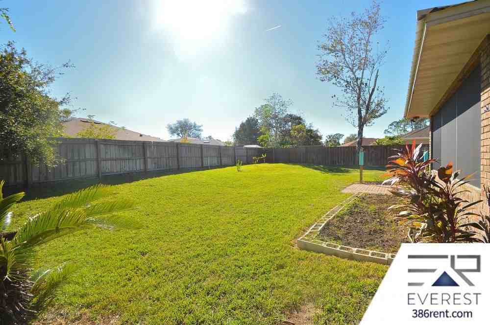 29 Foster Ln - Photo 3 of 16