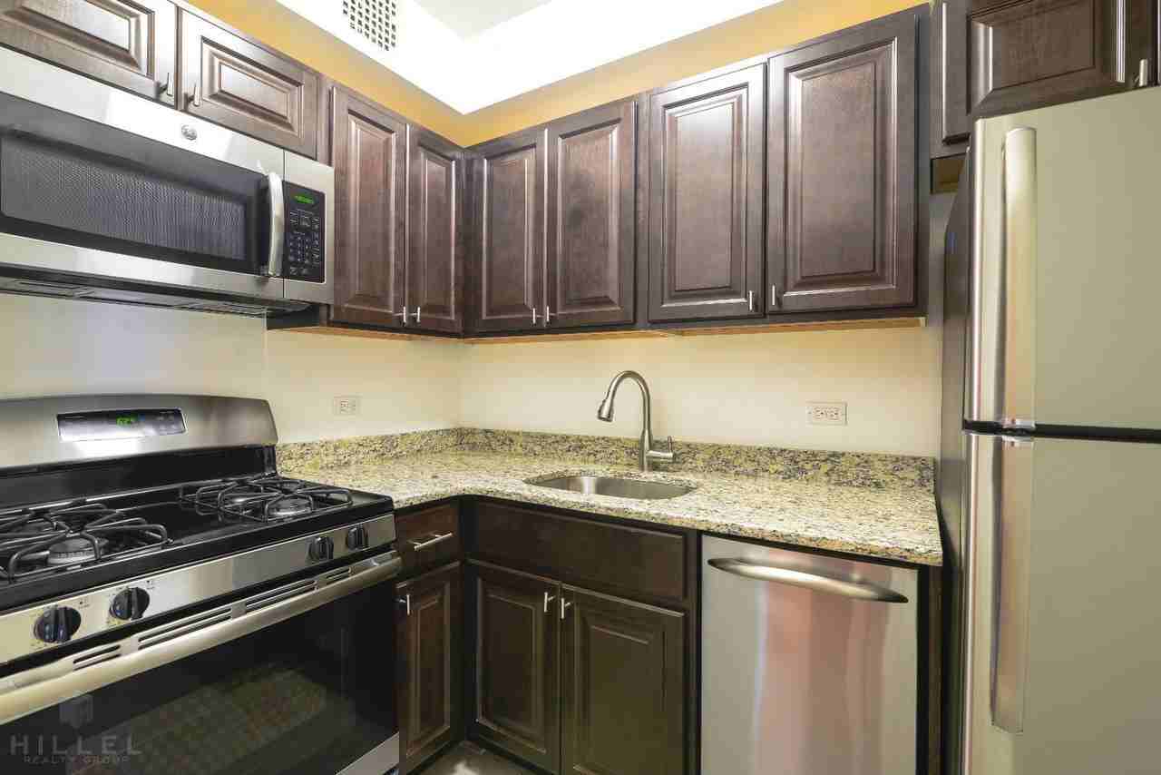 34-15 Parsons Blvd #7A