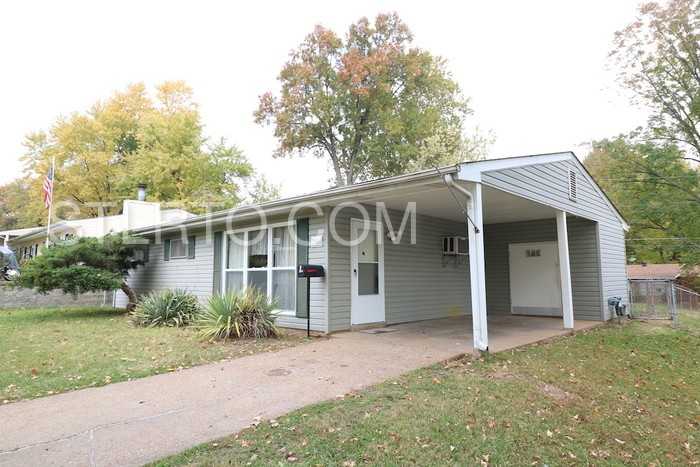 9501 Margo Ann Ln - Photo 3 of 28