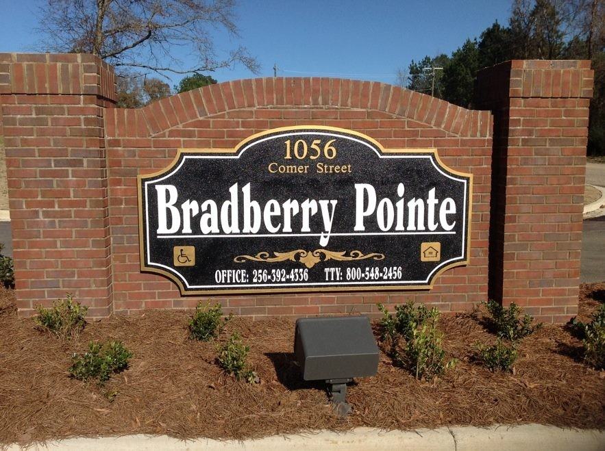 Bradberry Pointe Apartments for Rent - 1056 Comer St ...
