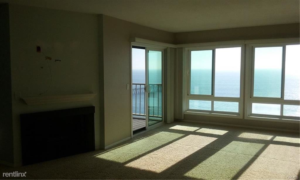 423 Avenida Granada #44 - Photo 2 of 5