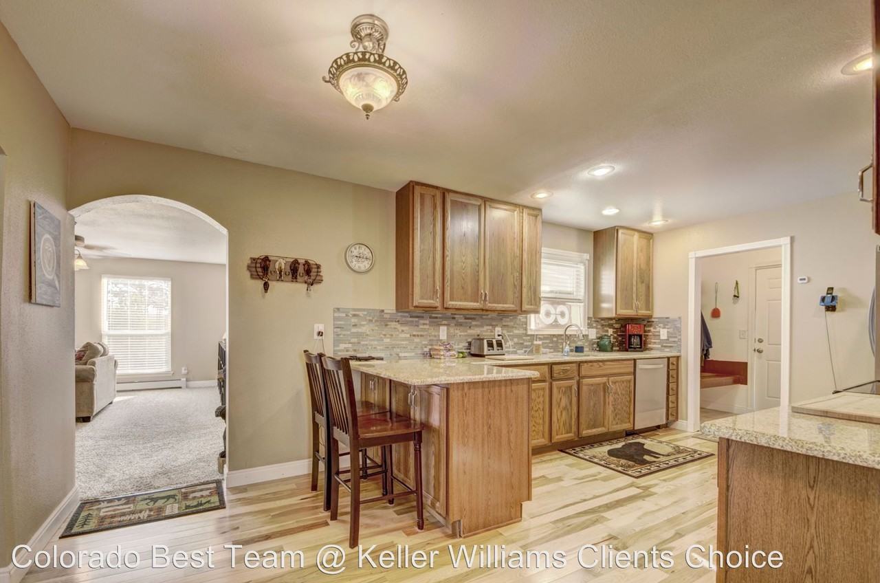 16765 Meridian Rd - Photo 3 of 26