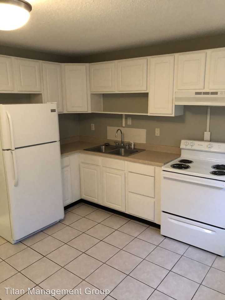 3350 Pipers Glen Dr - Photo 2 of 6