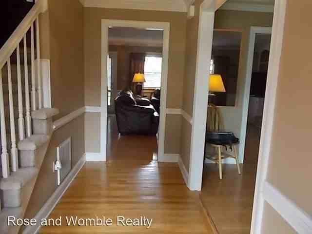 636 Marston Dr - Photo 2 of 13