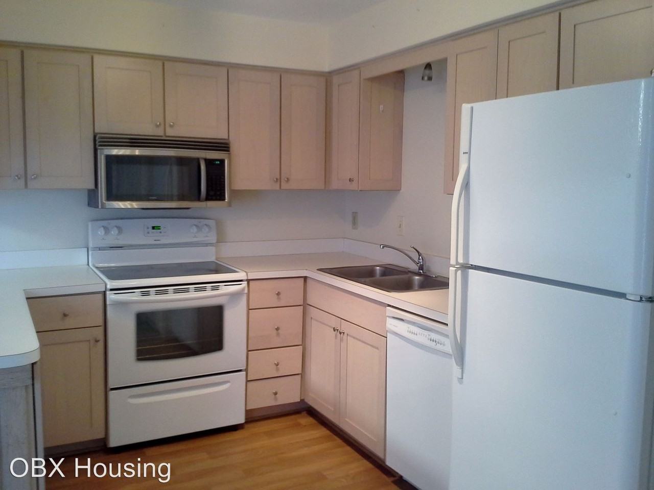 1201 Swordfish Way - Photo 2 of 10