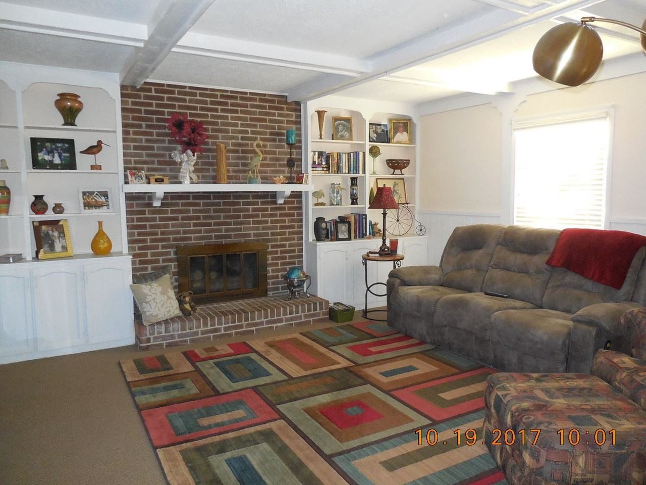 302 Buckingham Terrace - Photo 3 of 9