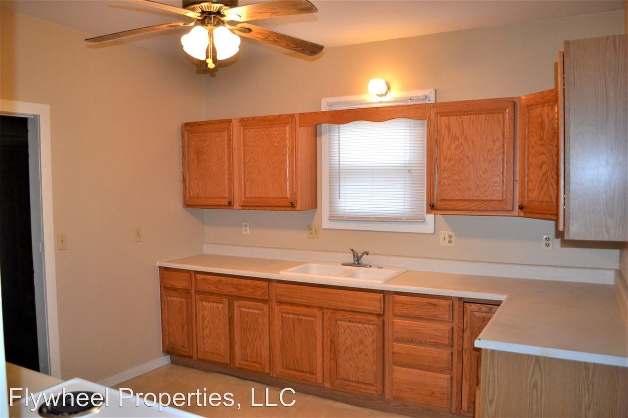 815 Lincoln Ave - Photo 3 of 22