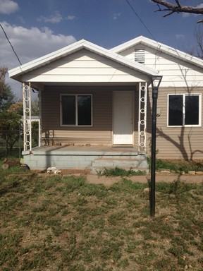 304 S Main St - Photo 2 of 9