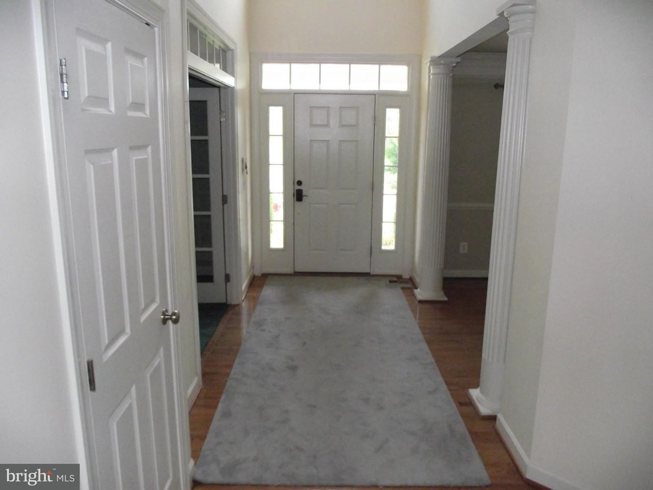 34 Palisades Dr - Photo 2 of 29