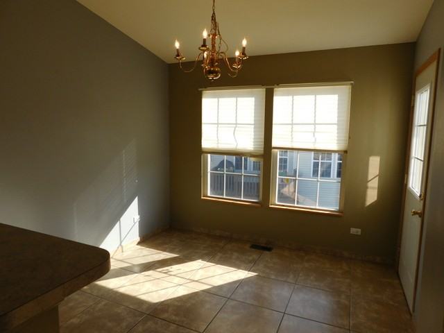 1337 Harvest Dr - Photo 3 of 14