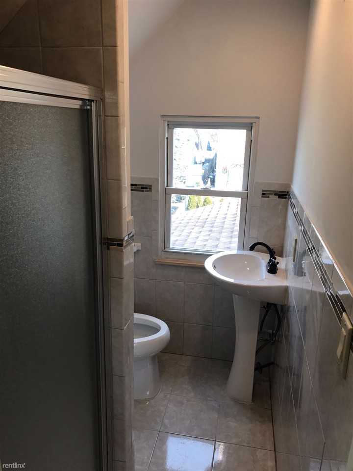 522 Saddle River Rd - Photo 3 of 4