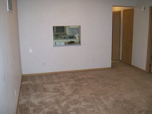 625 W Whitman Dr - Photo 3 of 12