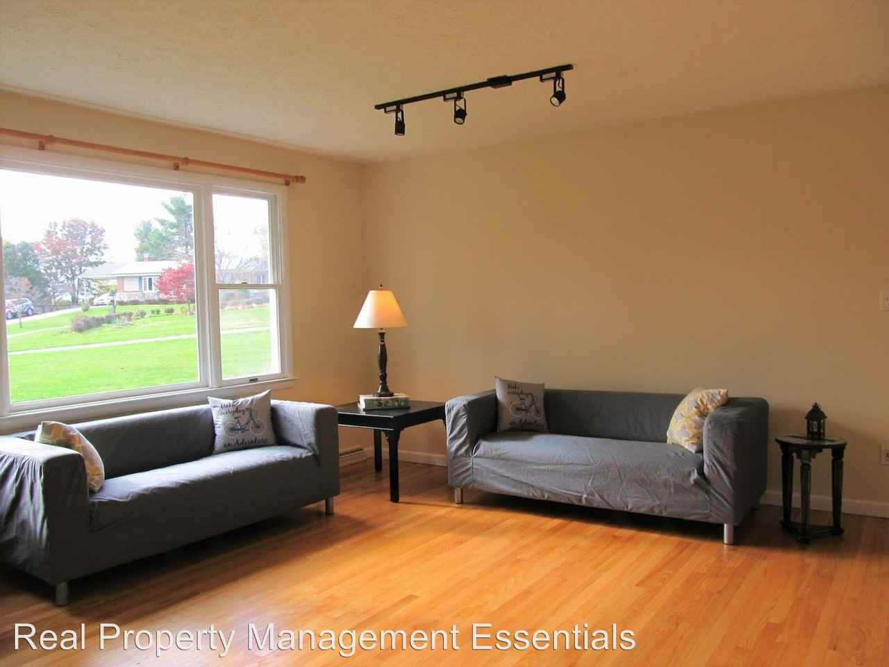 5627 Manor Dr - Photo 2 of 23