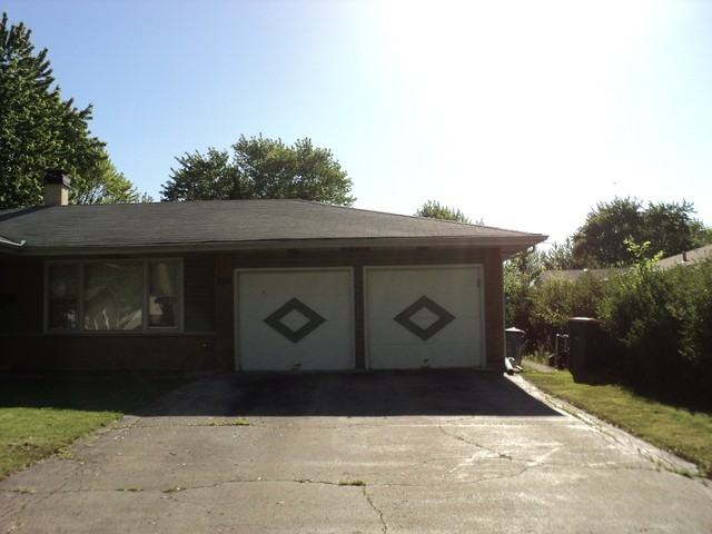 1204 Hemlock Dr - Photo 3 of 25