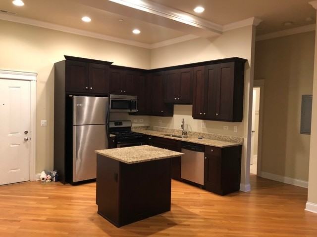 2730 N Ashland Ave #404 - Photo 2 of 10