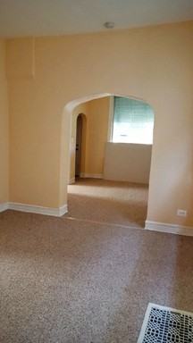 6018 S May St - Photo 2 of 5